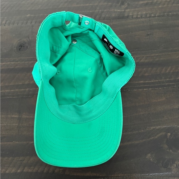 Nike Dri-FIT Club Cap Green Metal - Women’s - Size M/L Like New Golf Hat Tennis - Picture 5 of 6